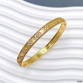 Clover Flower 18K Gold Cubic Zirconia Anti Tarnish Kada Bracelet For Women