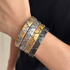 Geometric Shape on Surface Black Stainless Steel Anti Tarnish Stackable Bracelet For Men