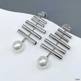 Rood Steel White Silver Pearl Anti Tarnish Dangler Earring For Women