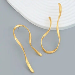 Curly Wave 18K Gold Alloy Dangler Tassel Earring For Women