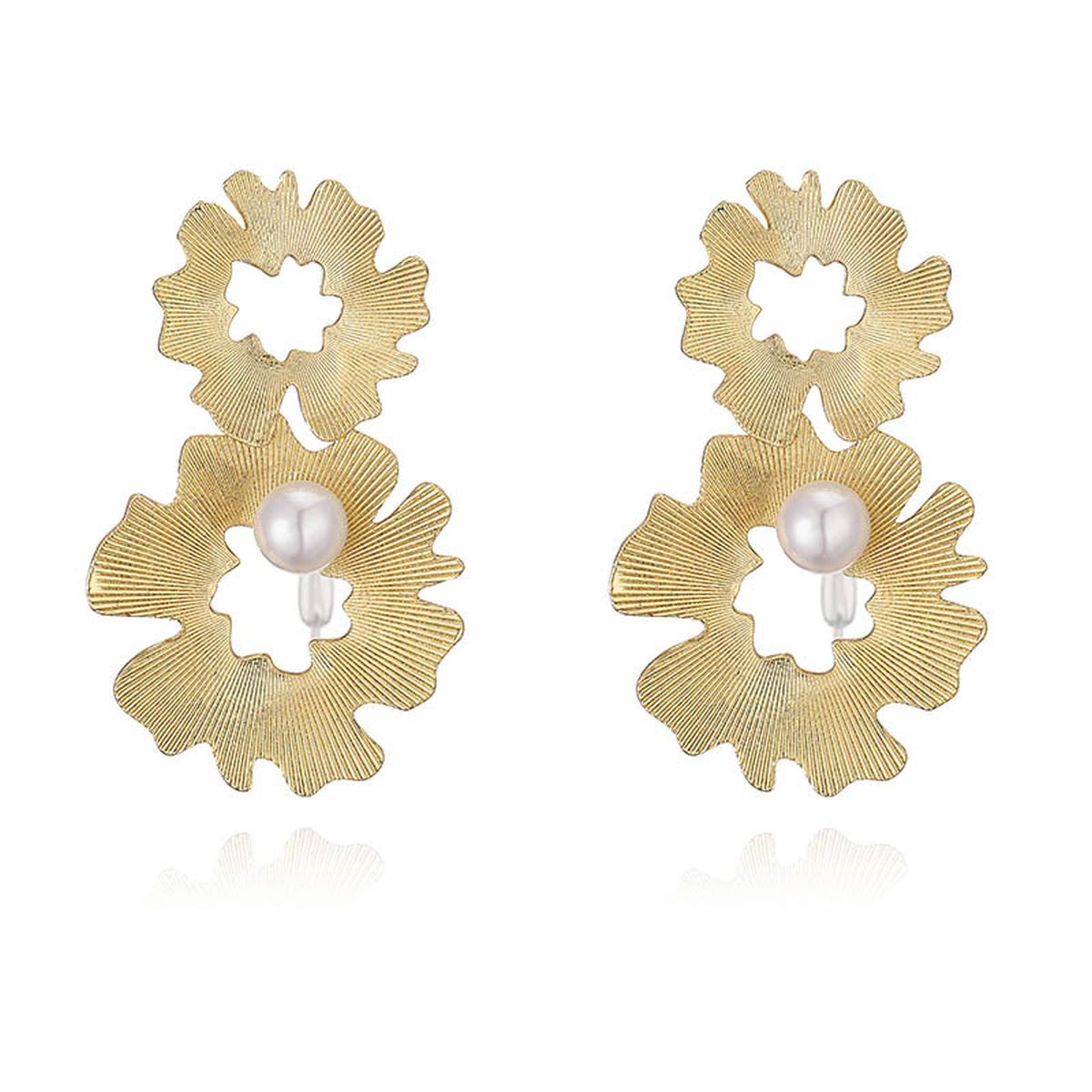 Dual Flower Pearl 18K Gold Anti Tarnish Dangler Earring For Women