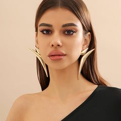 Pointy 18K Gold Anti Tarnish Stud Earring For Women