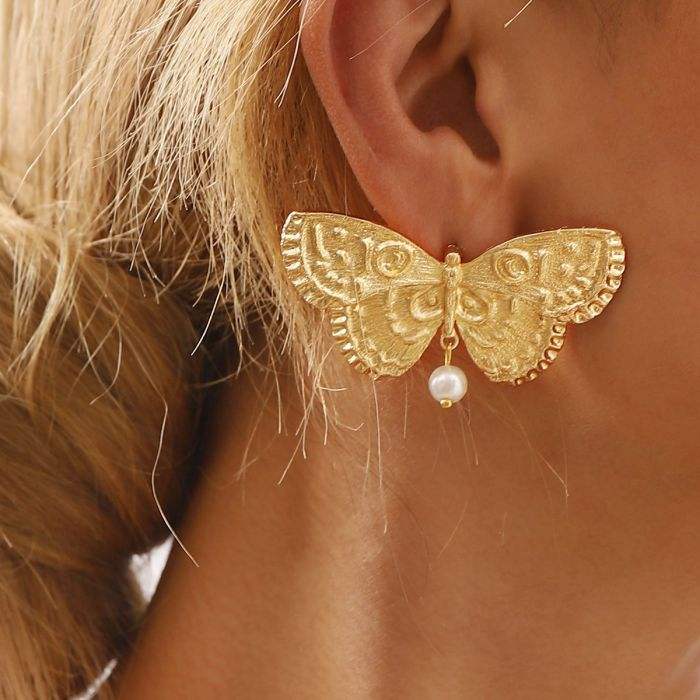 Butterfly 18K Gold Pearl Dangler Earring For Women