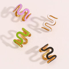 Cursive Enamel Black 18K Gold Stainless Steel Anti Tarnish Ring For Women