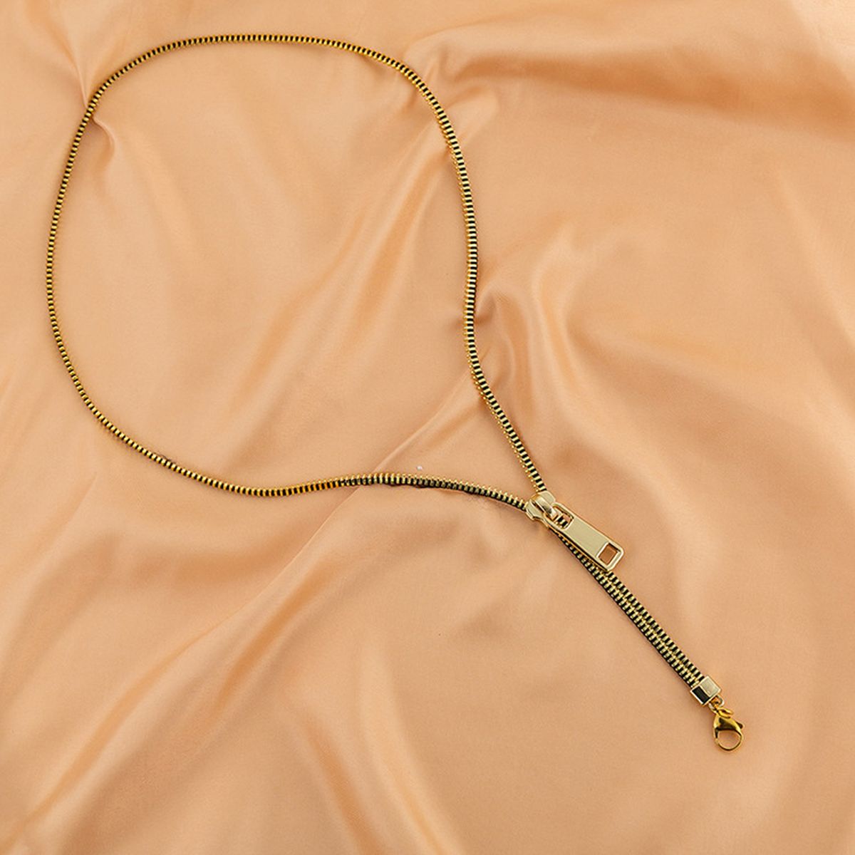 Long Black 18K Gold Anti Tarnish Zip Chain Necklace For Women