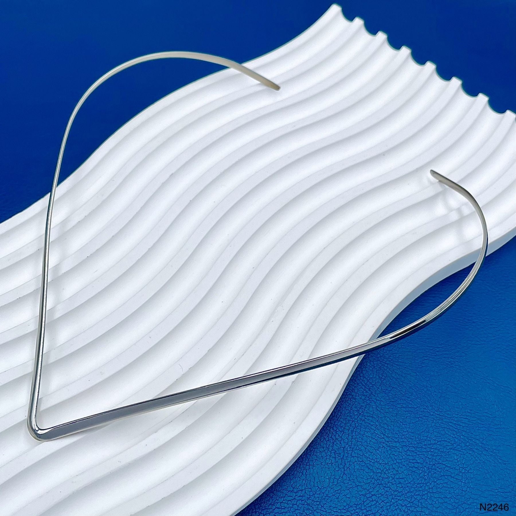 Slim V Shape Silver Anti Tarnish Hasli Necklace For Women