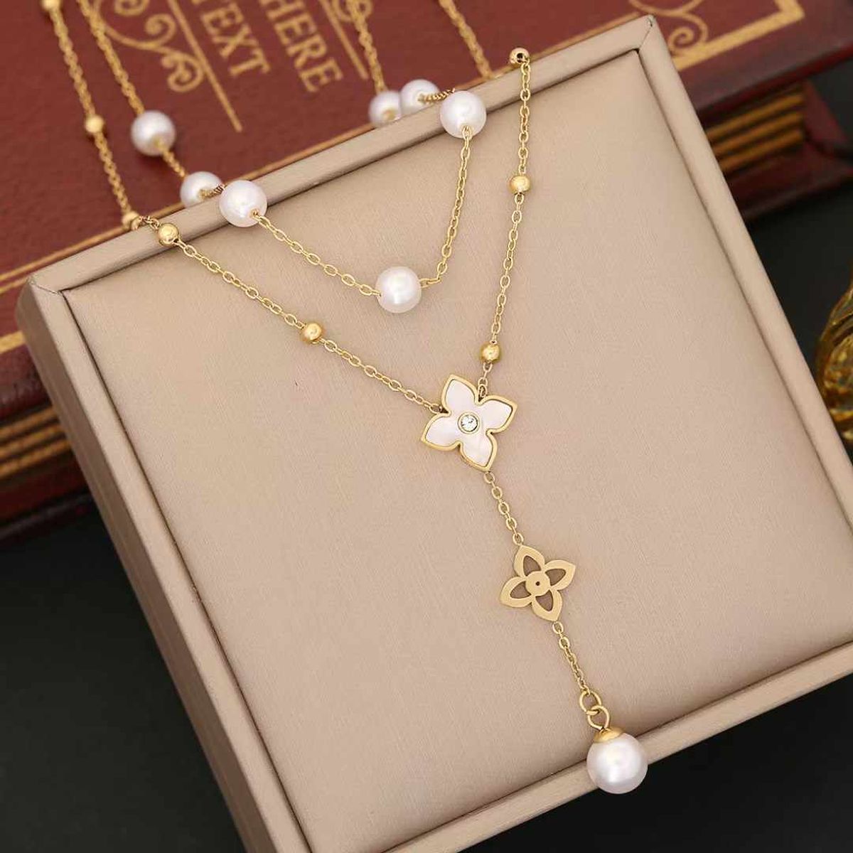 Clover Flower Pearl Cubic Zirconia Mother Of Pearl White 18K Gold Stainless Steel Anti Tarnish Dual Layer Y Necklace For Women