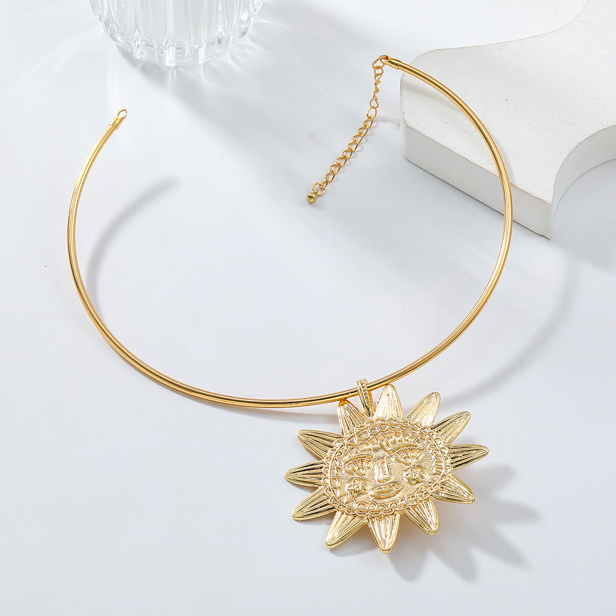 Star Sun Face 18K Gold Hasli Collar Necklace For Women