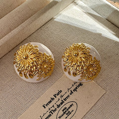 White Black Flower Gold Anti Tarnish Copper Stud Earrings For Women