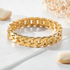 Curb Design Surface 18K Gold Openable Kada Bracelet For Women