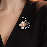 White Floral Gold Pearl Copper Anti Tarnish Brooch For Women