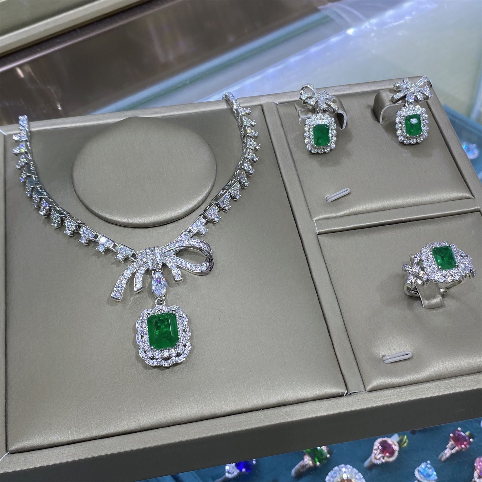 Bow Design Emerald Cut Green CZ Silver Plated Copper Necklace Combo Set