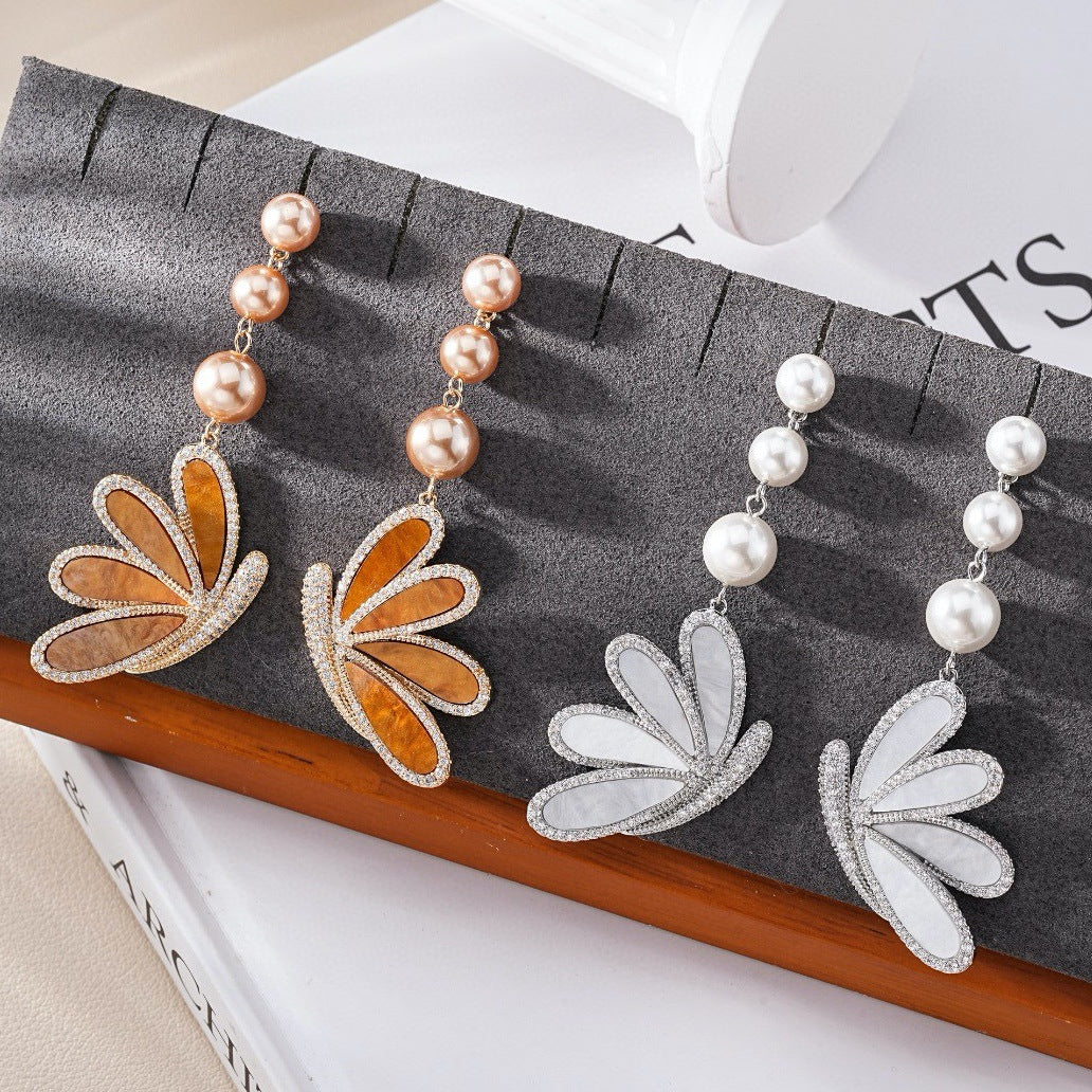 Butterfly 18K Gold Brown Pearl Cubic Zirconia Dangler Earring For Women