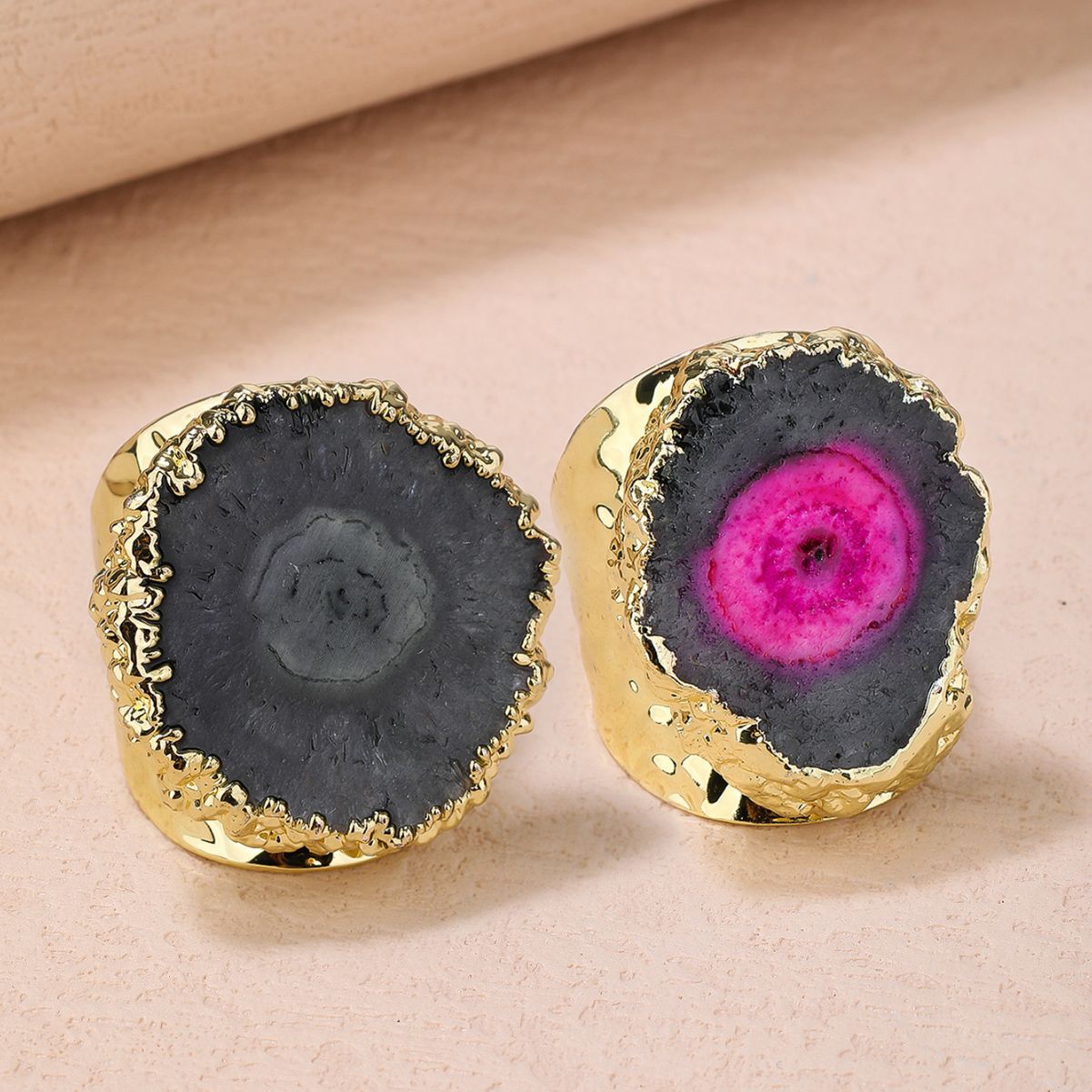 Black Pink Gemstone Crystal 18K Gold Adjustable Ring For Women