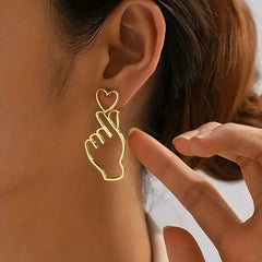 Hand Heart Black Silver 18K Gold Plated Anti Tarnish Dangler Earring For Women