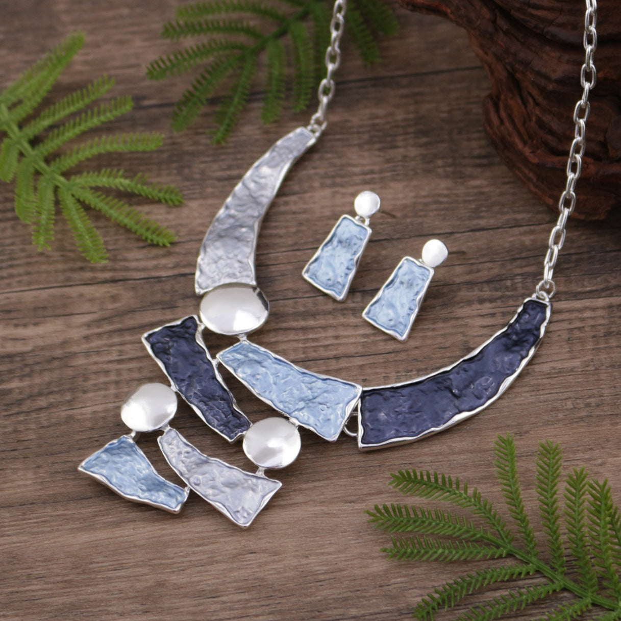 Beaten Finish 18K Gold Plated Dark Blue Green Enamel Necklace Earrings Set For Women