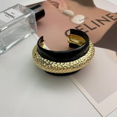 Beaten Finish Black White Enamel 18k Gold Anti Tarnish Cuff Kada Bracelet For Women