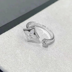 Clover Flower Cubic Zirconia Mother Of Pearl Rose Gold White Anti Tarnish Adjustable Ring For Women