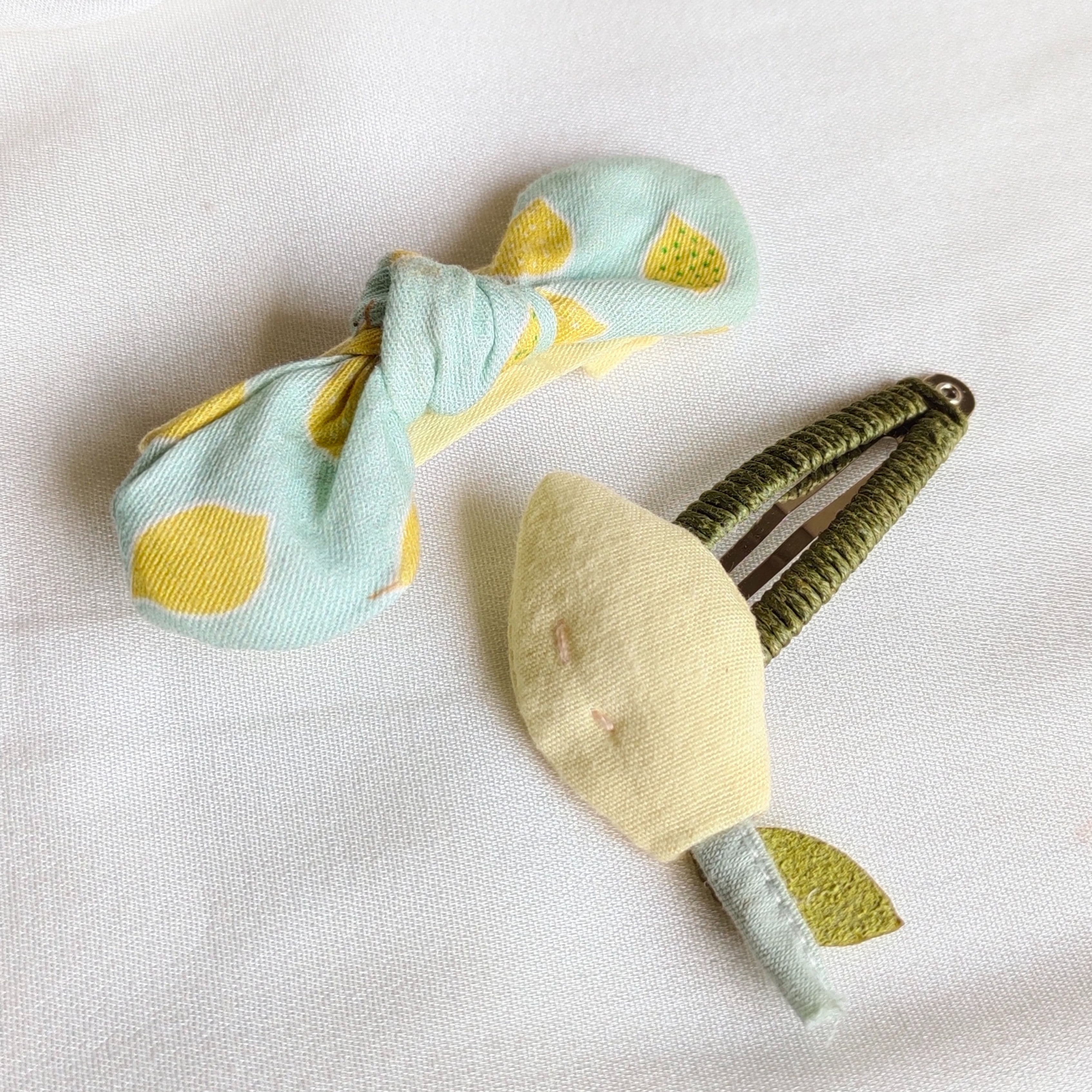 Tropical Bliss Multicolor Fabric Hair Clip Accessories Pack Of 2 Pcs For Girl Women