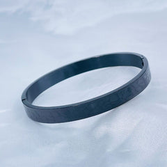 Stainless Steel Black Silver Openable Bangle Kada For Men