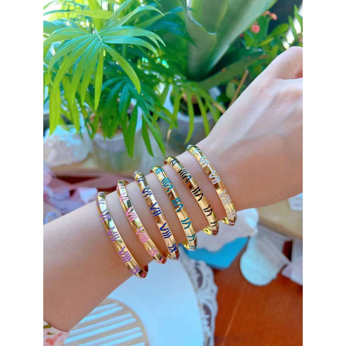 White Enamel Roman Numbers 18K Gold Anti Tarnish Cuff Kada Bracelet for Women