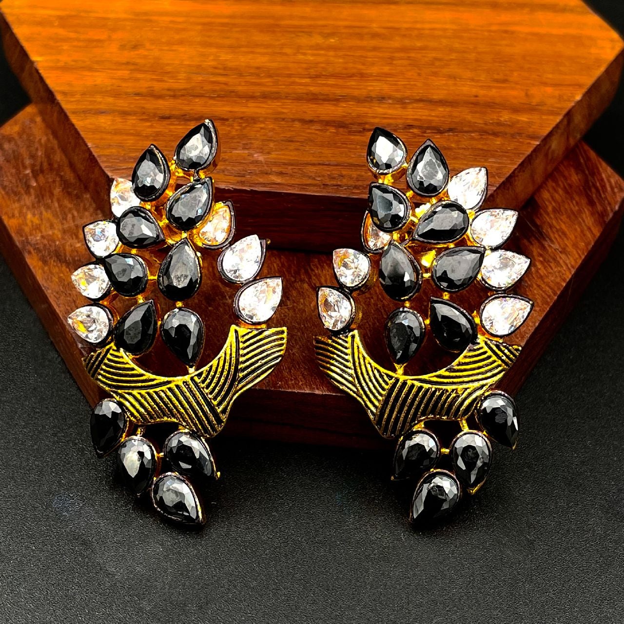 Floral Marquise 18K Gold Plated Black Kundan Stud Earring For Women