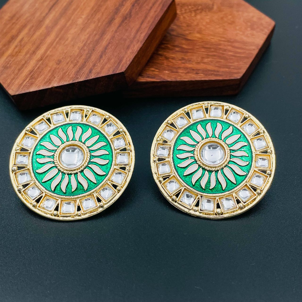 Traditional Fire Large Green Round Kundan Meenakari Stud Earring Girls Women