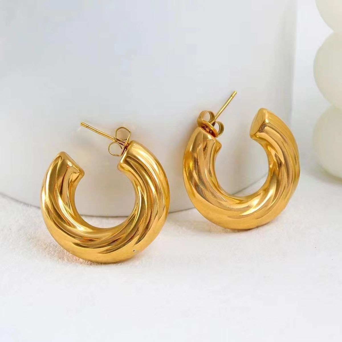 Layered Gold Glossy 18K Gold Anti Tarnish Copper Hoop Bali Earring for Women