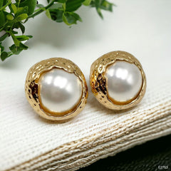 12 Mm Pearl Beaten 18K Gold White Anti Tarnish Stud Earring Women