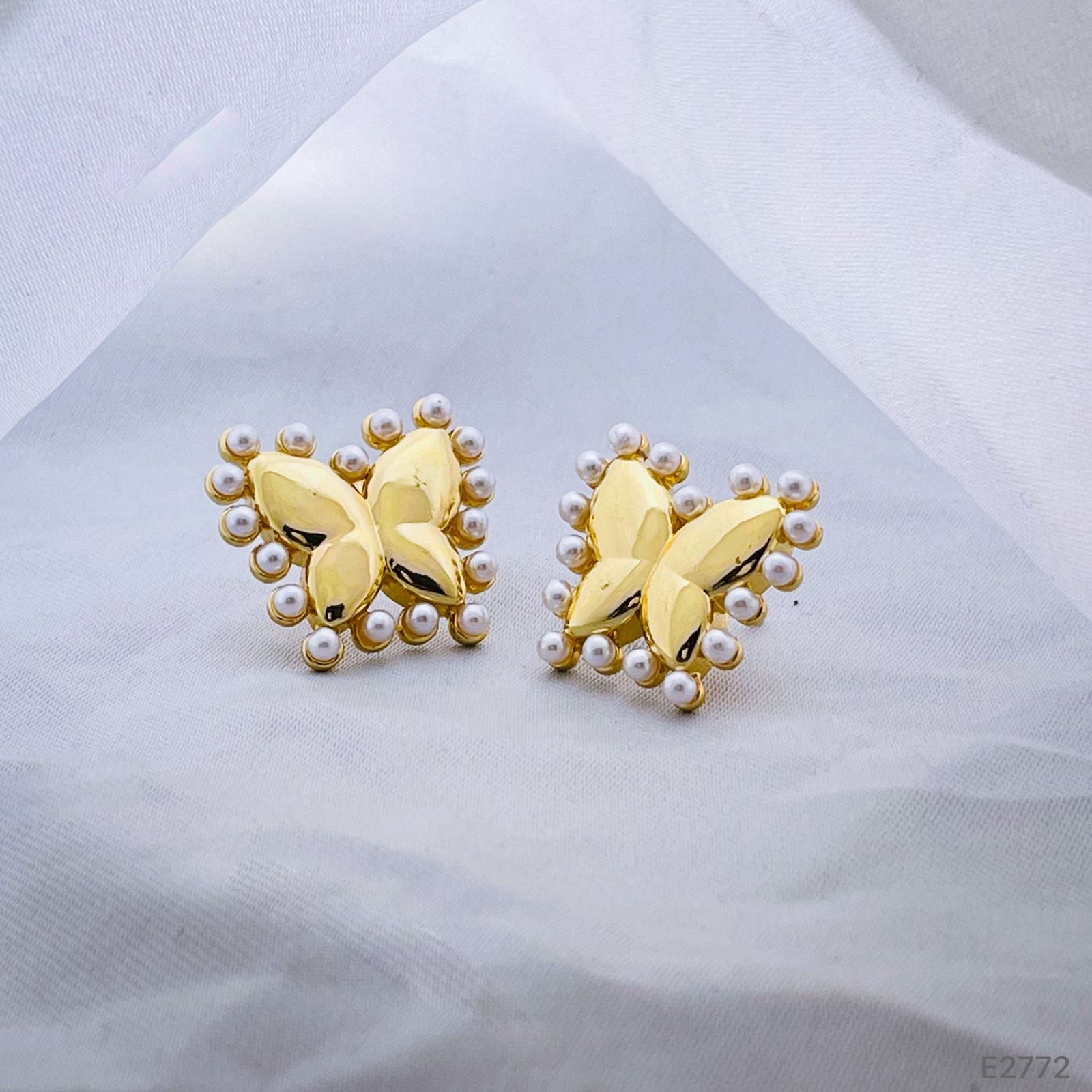 Butterfly Pearl 18K Gold Copper Stud Earring for Women