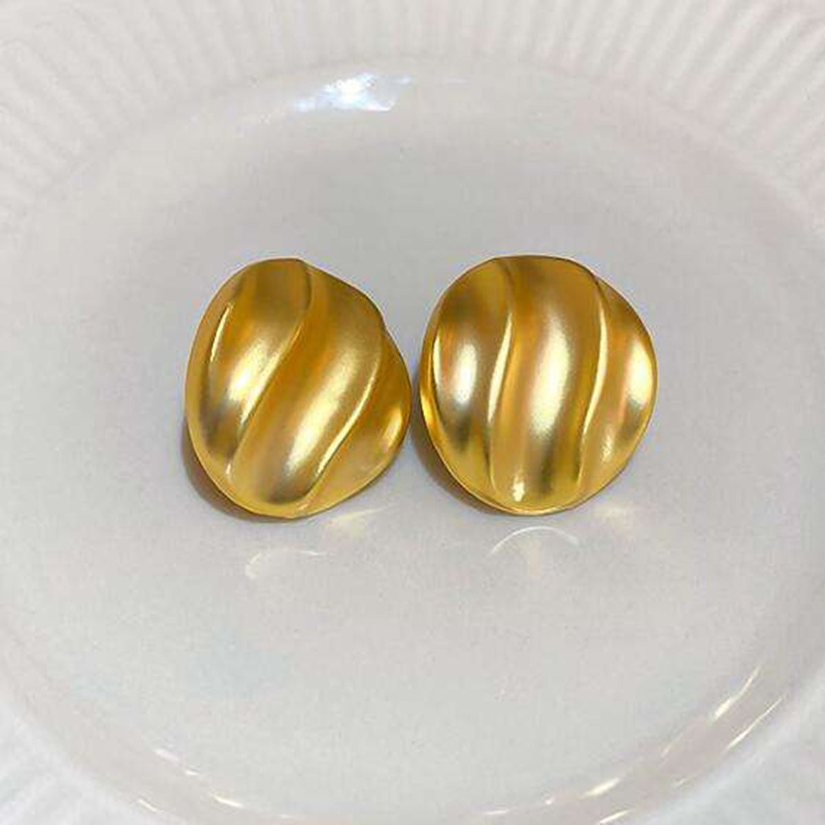 18K Gold Anti Tarnish Stud Earring Pair For Women