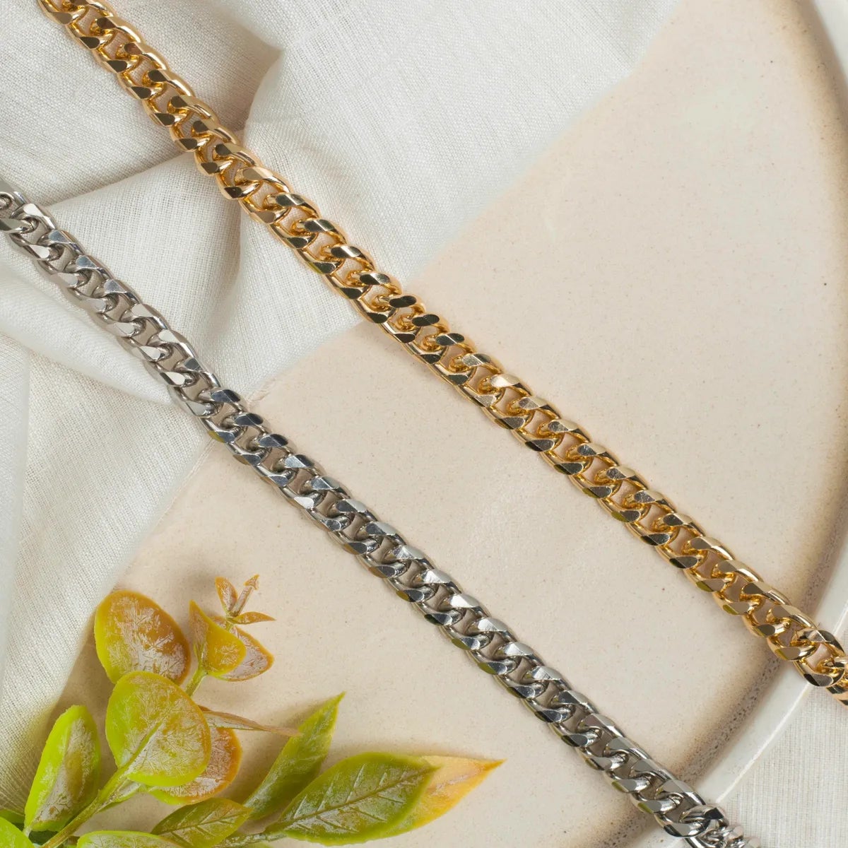 Aluminium Size 9 Mm Width 1 Meter Chain Women