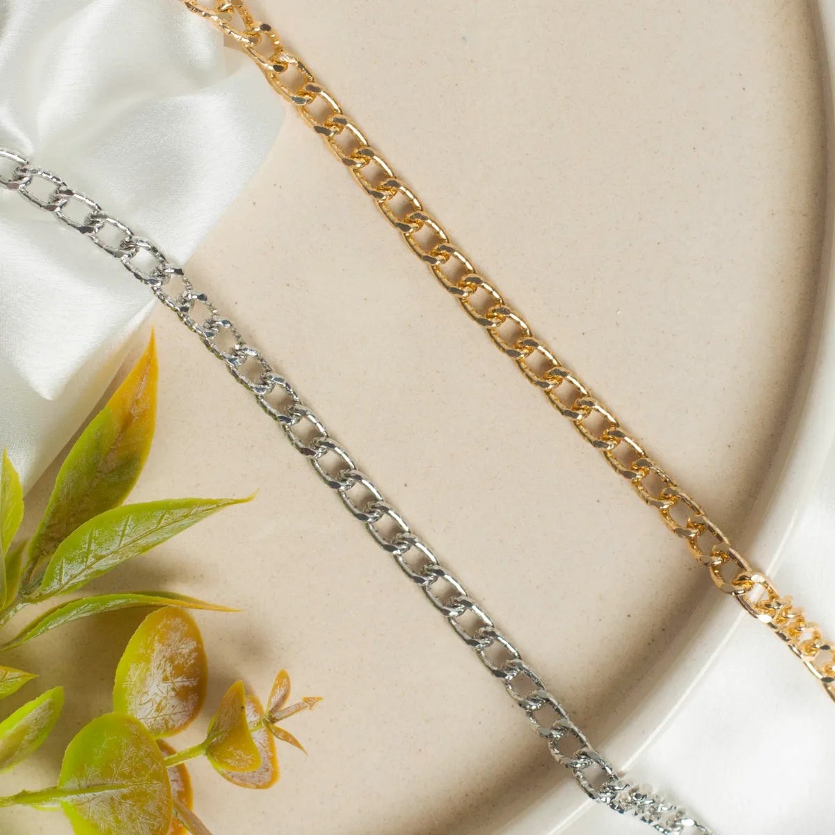 Aluminium Size 6 Mm Width 1 Meter Chain Women