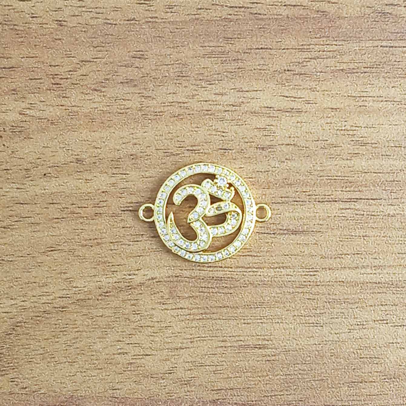 Aum Om 18K Gold Cubic Zirconia American Diamond Centre Pcs Women