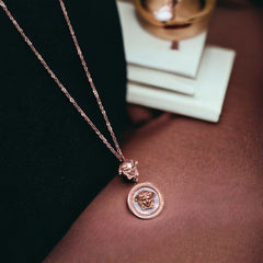 Medusa White 18K Rose Gold Mother Of Pearl Anti Tarnish Stainless Steel Necklace Chain For Women
