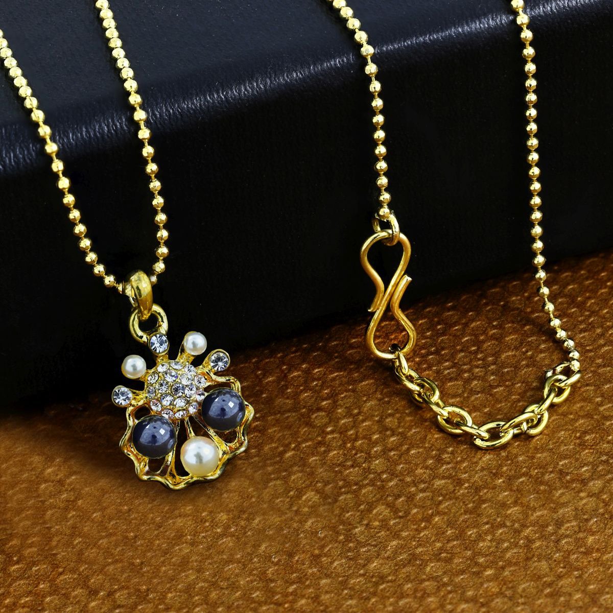 Floral 18K Gold American Diamond Pearl Necklace Pendant Chain