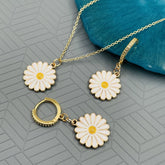 Copper Enamel Gold White Daisy Flower Pendant For Women Girls