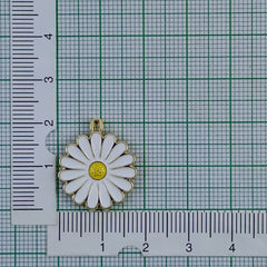 Daisy Flower Brass White Gold Enamel Pendant Chain Necklace Women