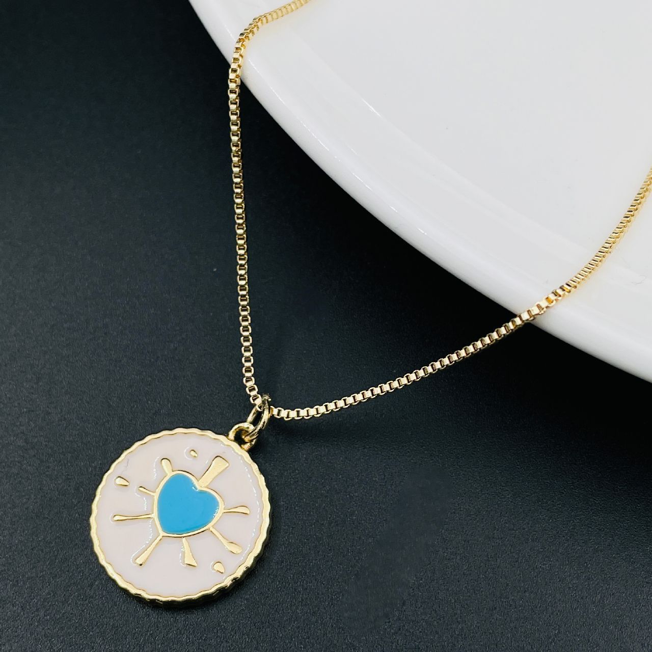 Western Enamel Medium White Gold Heart Pendant For Women