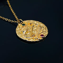 Pisces Beaten 18K Gold Medallion Zodiac Sign Chain for Women