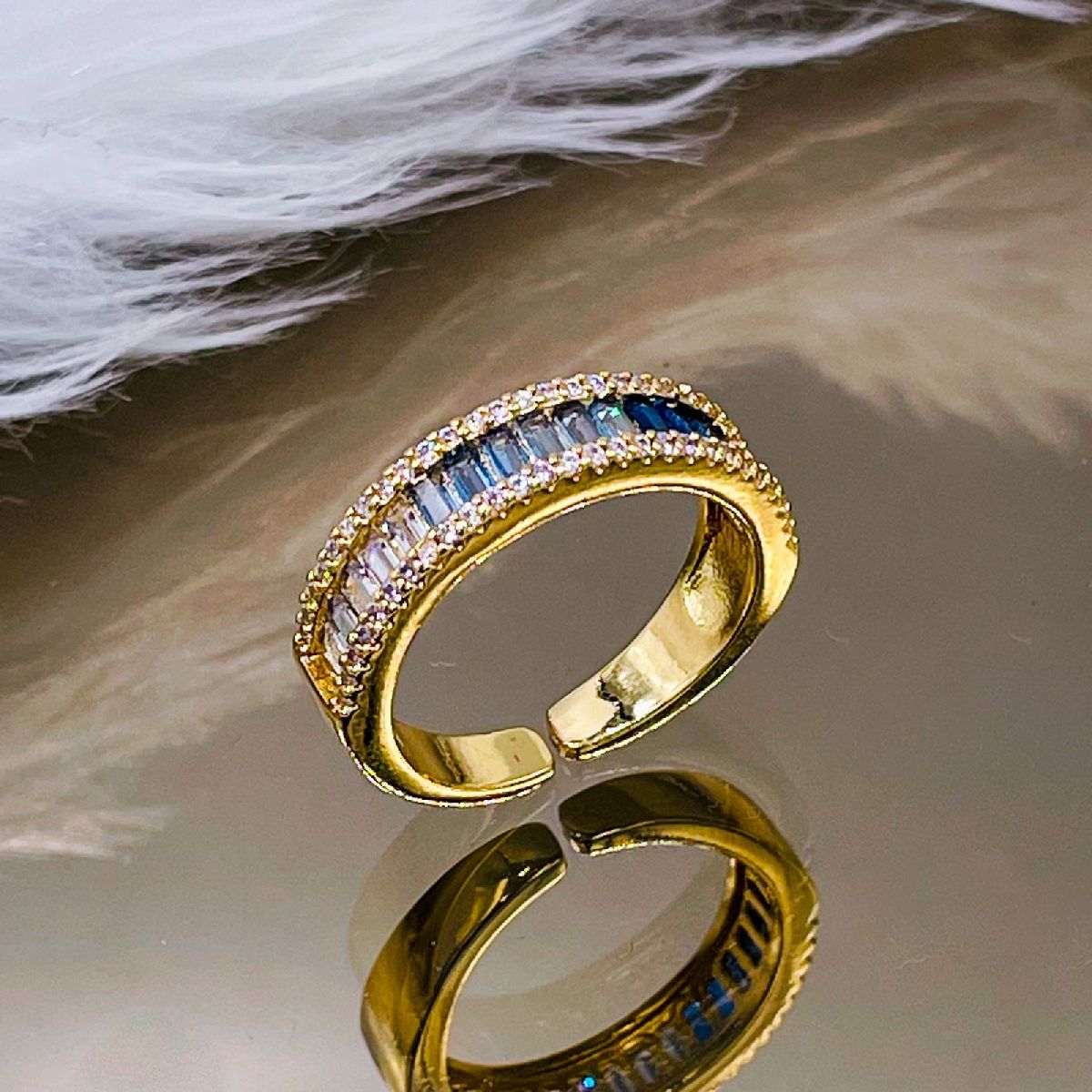 Graduating Shades of Blue Zircon 18K Gold Copper Free Size Ring For Wo