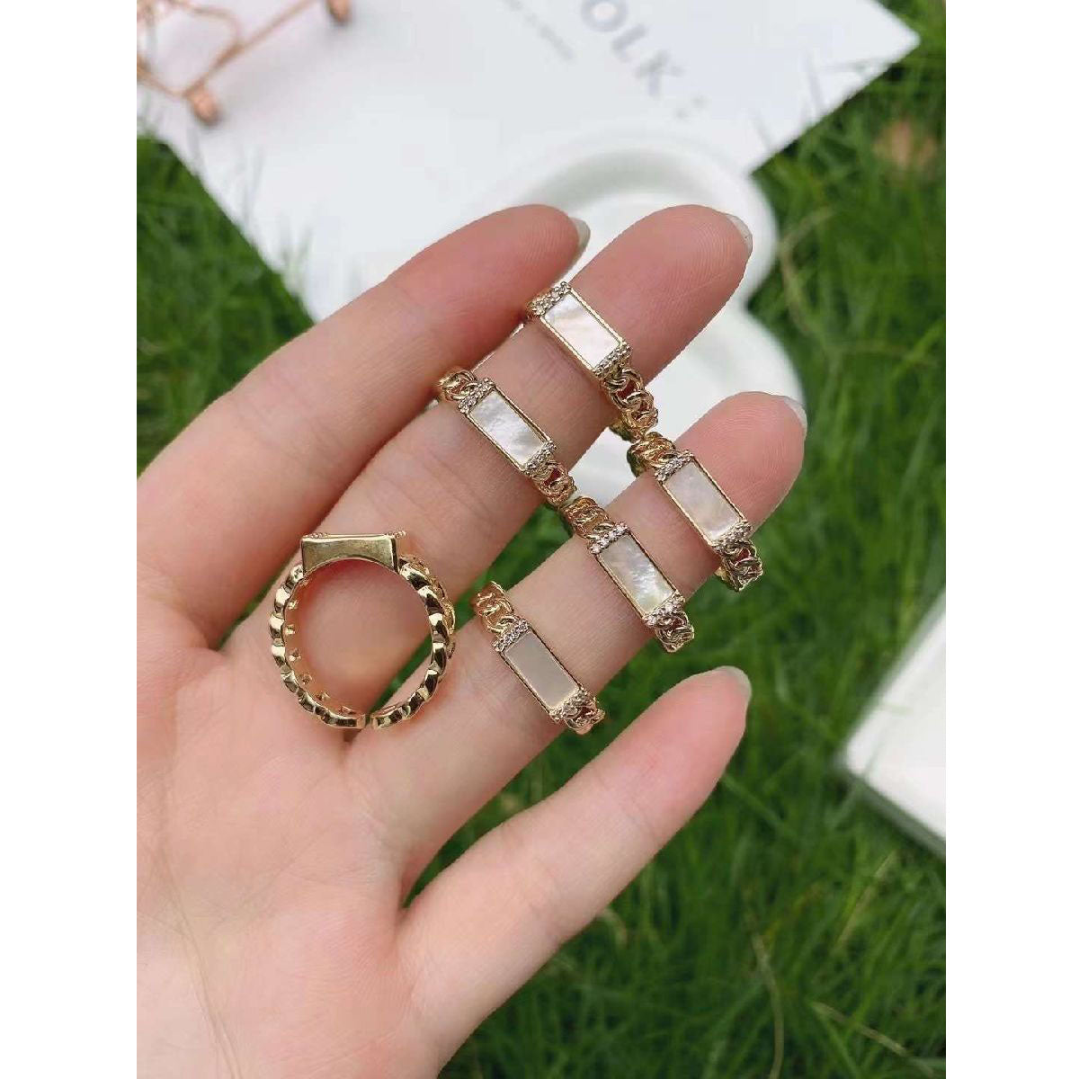 Shell Mother Of Pearl Geometric Curb 18K Gold Copper Free Size Ring Women