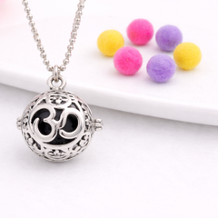 Openable Om Symbol Locket Silver Plated Alloy Pendant Chain For Women