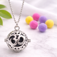 Openable Om Symbol Locket Silver Plated Alloy Pendant Chain For Women