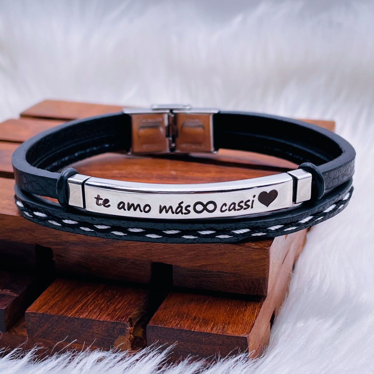 Streetsoul Tribal Metal Design Leather Bracelet Wrist Band Gift for Men.