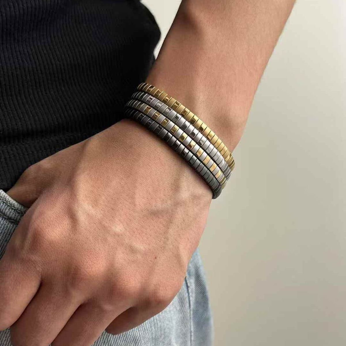 Slim 18K Gold Silver Stainless Steel Anti Tarnish Stackable Bracelet For Men