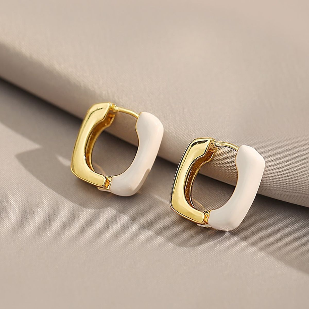White Enamel Square 18k Gold Copper Stud Hoop Earring for Women