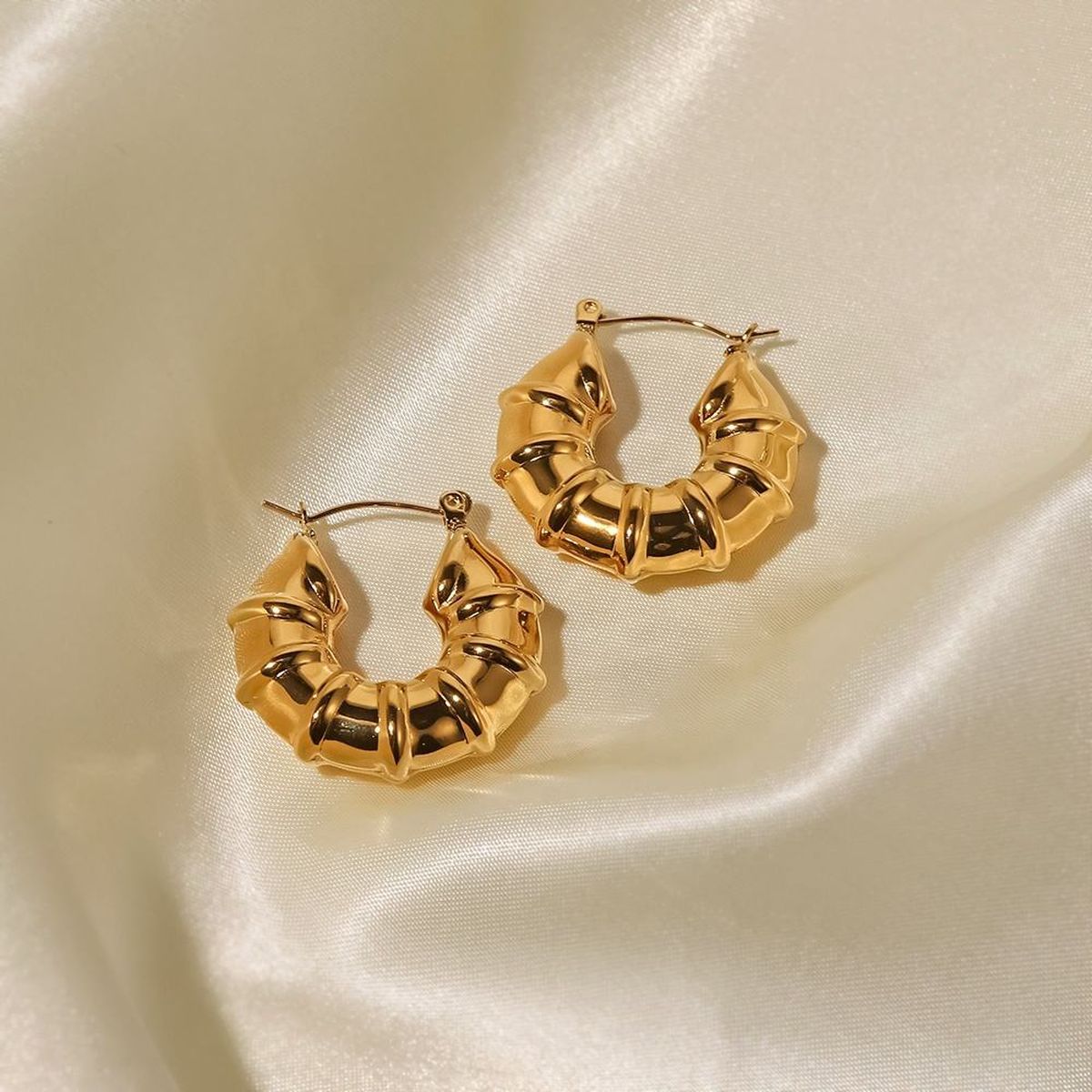 Layered Gold Glossy 18K Gold Anti Tarnish Copper Hoop Bali Earring for –  ZIVOM