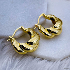 Croissant Twisted Glossy 18K Gold Copper Anti Tarnish Hoop Bali Earring for Women