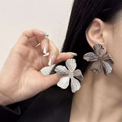 Folded Flower 18K Gold Anti Tarnish Stud Earring For Women